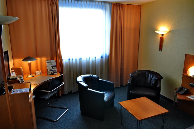 Bedroom 3, Transmar Travel Hotel Gmbh, Bayreuth