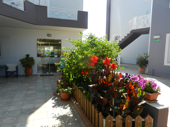 Exterior & Views 2, Hotel Athena, Crete