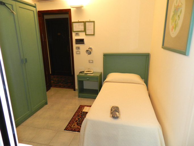 Bedroom 4, Hotel Il Mulino, Messina