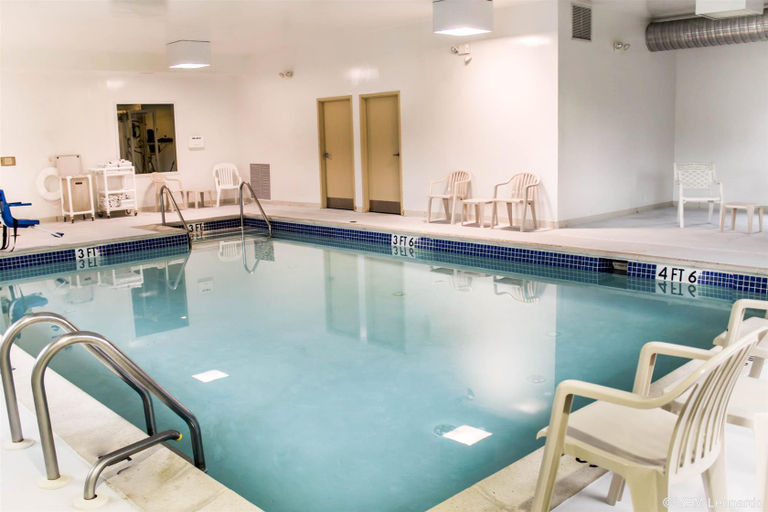 Sport & Beauty 5, Quality Inn Suites Chambersburg Area, Franklin