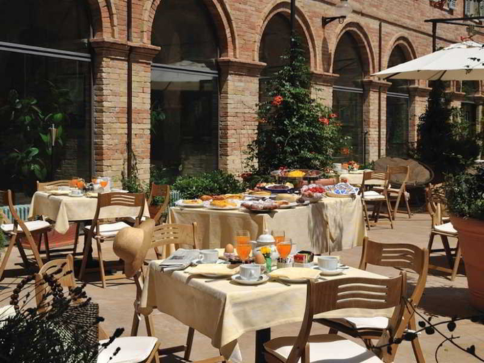 Food & Drinks 4, Albergo San Domenico, Pesaro E Urbino