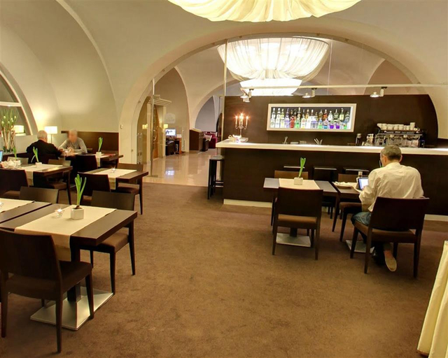 Food & Drinks 5, Hotel Pracharna, Olomouc
