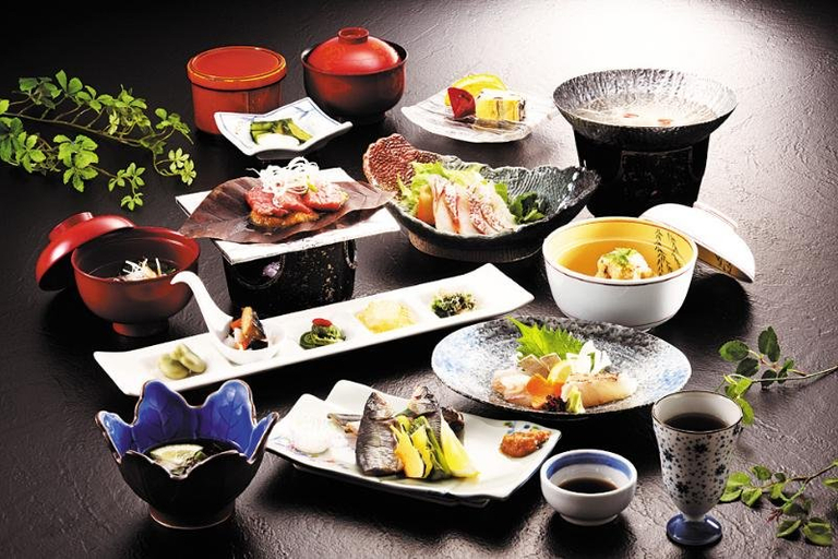 Food & Drinks, Yu No Yado Kairi, Uonuma