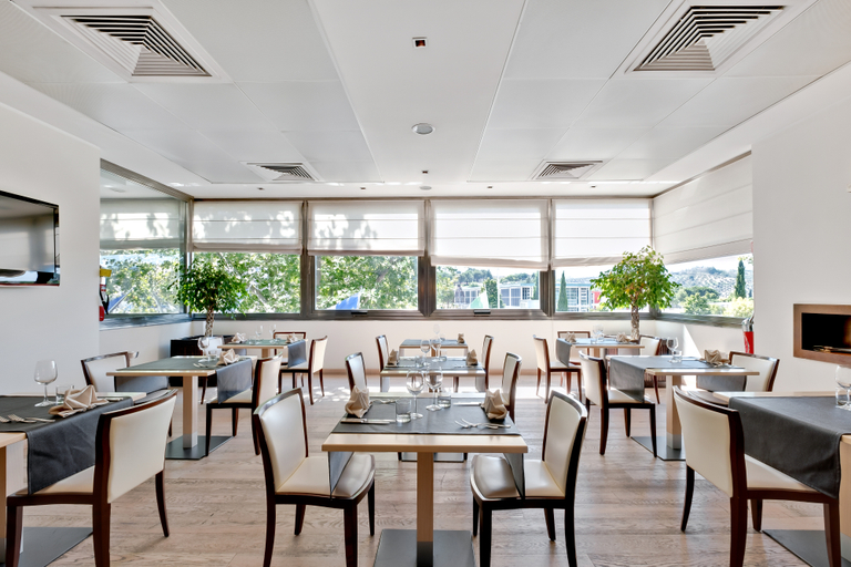 Food & Drinks 5, Italiana Hotels Cosenza, Cosenza