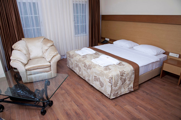 Bedroom 3, Sunhill Centro Hotel, Bodrum