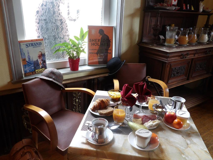 Food & Drinks 4, Detective Hotel, Seine-Maritime