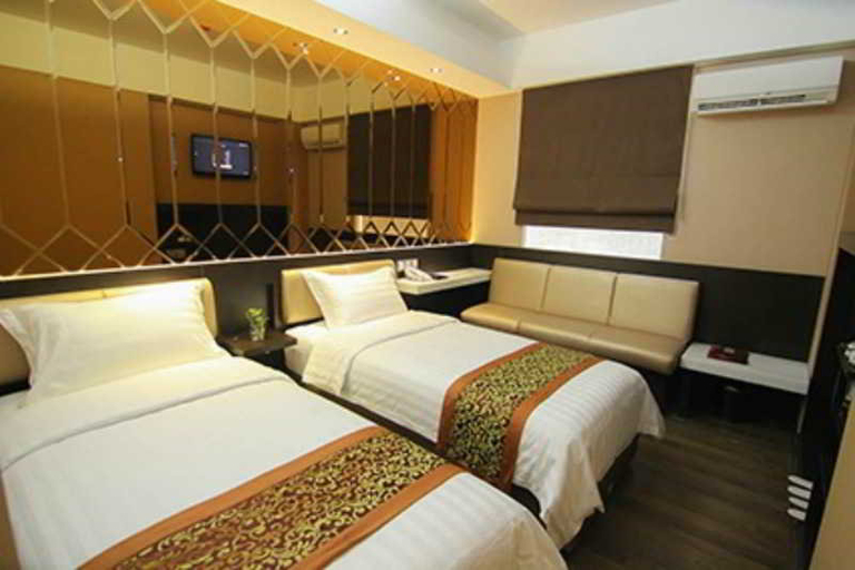 Bedroom 3, Favor Hotel, Makassar