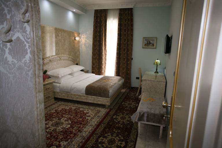 Bedroom 3, Hotel Boutique Las, Tiranës