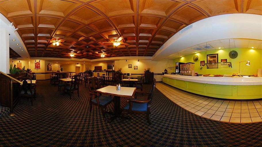 Food & Drinks, Quality Inn & Suites, Denton
