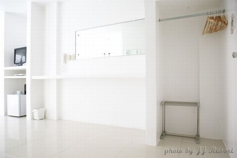 Bathroom 5, JJ Resort and Spa, Malay