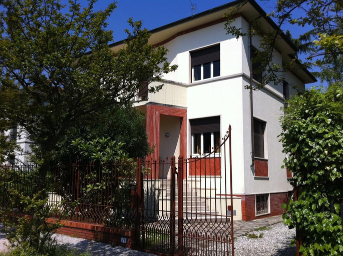 Exterior & Views 2, Lucca In Villa Elisa & Gentucca, Lucca