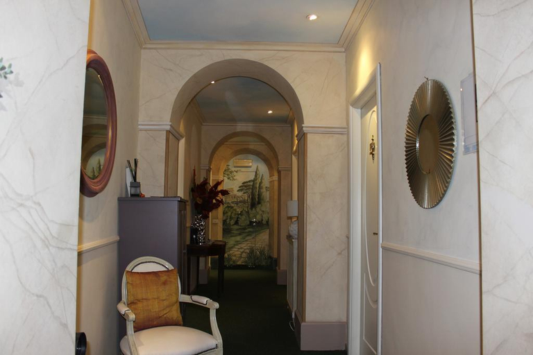 Public Area, 66 Imperial Inn Deluxe, Rome