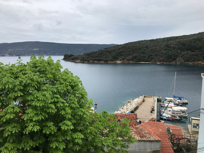 Others 5, Apartments Tarcizio, Cres
