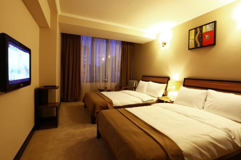 Bedroom 3, Nairi Hotel, Yerevan