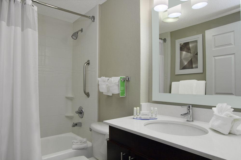 Bathroom 4, TownePlace Suites Fort Worth Southwest/TCU Area, Fort Worth