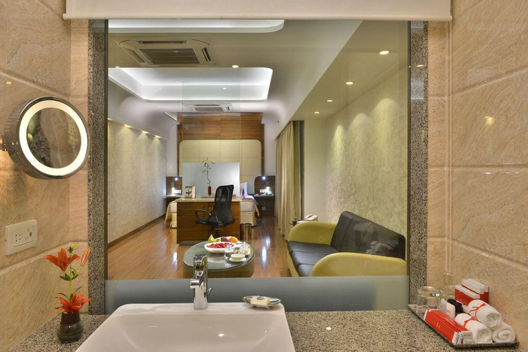 Bathroom 4, Vivanta Vadodara, Vadodara
