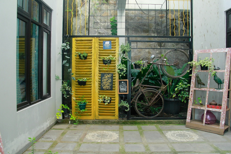 Public Area 3, RedDoorz Plus @ Palagan Joglo Sersan Bajuri, Bandung