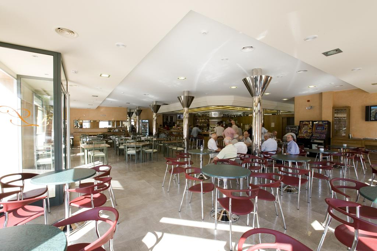 Food & Drinks 3, Aparthotel Loar Ferreries, Baleares