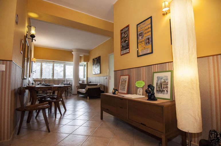 Public Area 2, Passeggiate Romane B&B, Roma