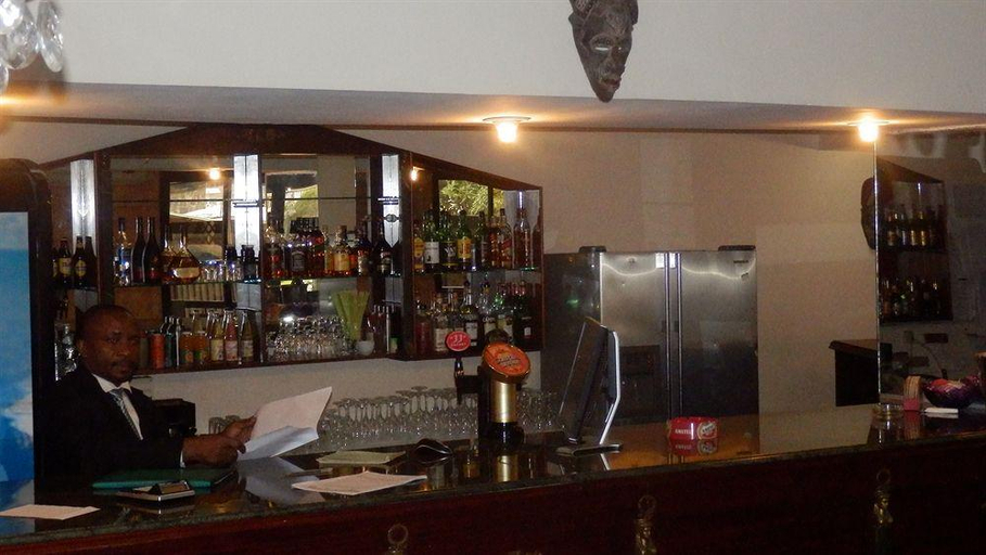 Food & Drinks 5, Minotel Vallee des Princes, Wouri