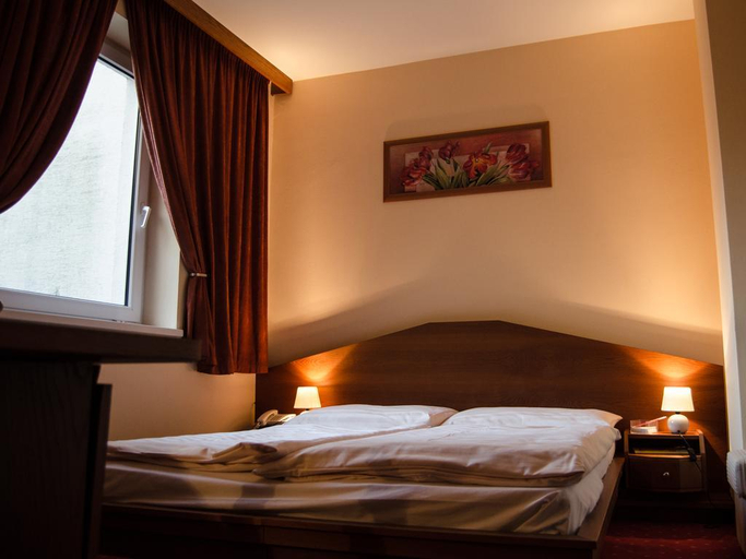 Bedroom 4, BEST WESTERN Hotel West, Bratislava