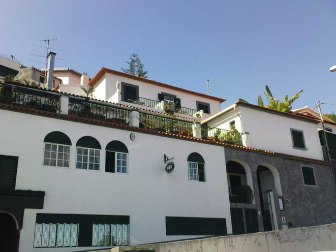 Vila Teresinha A L, Funchal