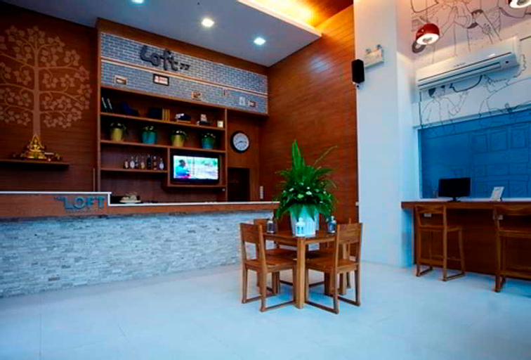 Public Area 8