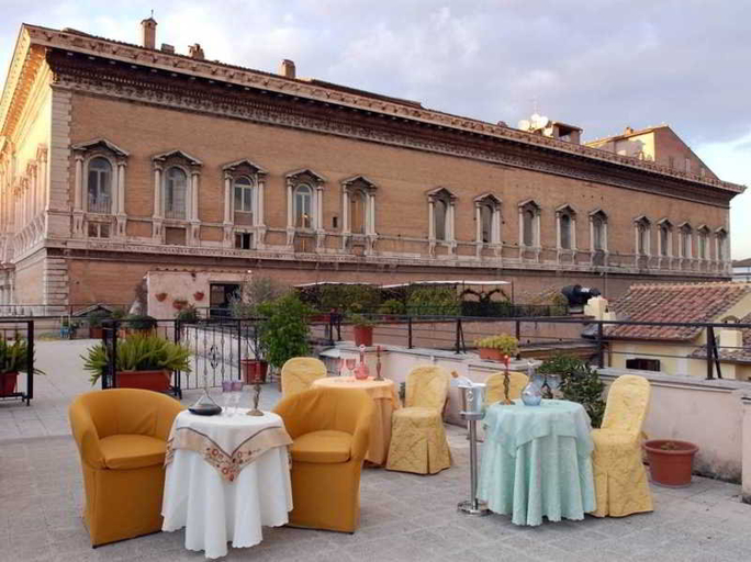 Exterior & Views 2, Hotel Residenza In Farnese, Rome