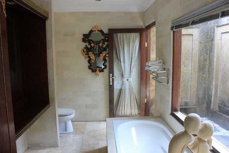 Bathroom 5, Kishi-Kishi ArtVilla, Gianyar