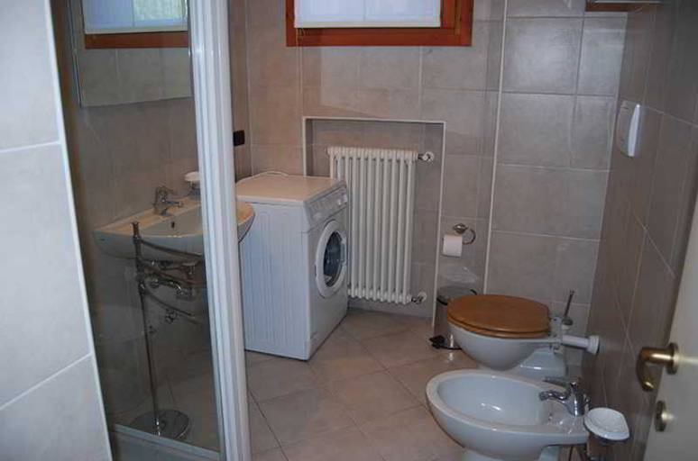 Bathroom 3, Cernobbio Residence, Como