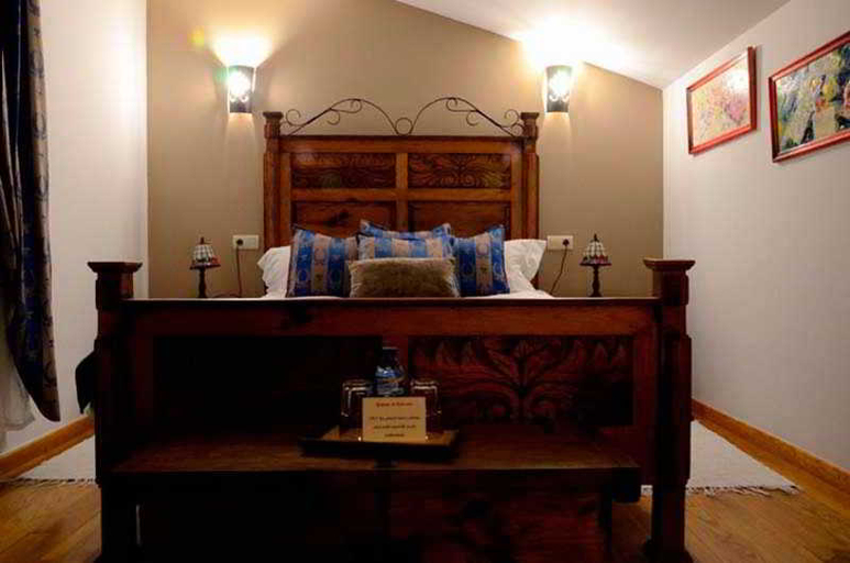 Public Area 3, Posada De Eufrasio, Burgos