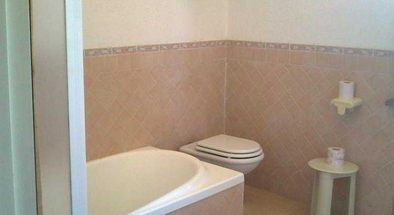 Bathroom 4, TreEsse Country House, Perugia