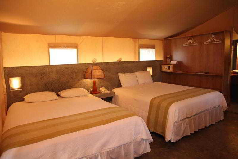 Bedroom, Vichayito Bungalows y Carpas, Talara