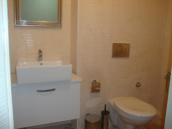 Bathroom 3, Ortakoy Bosphorus Apart, Beşiktaş