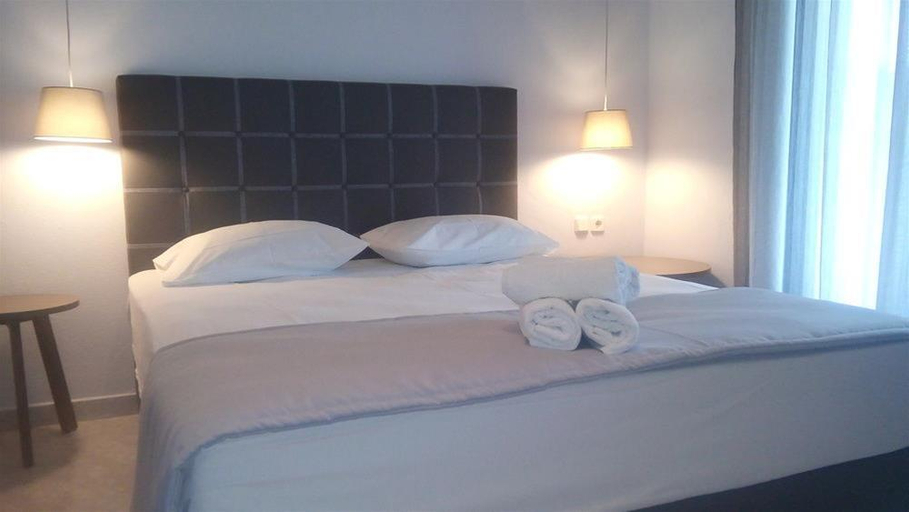 Bedroom 3, Top Studios, Central Macedonia