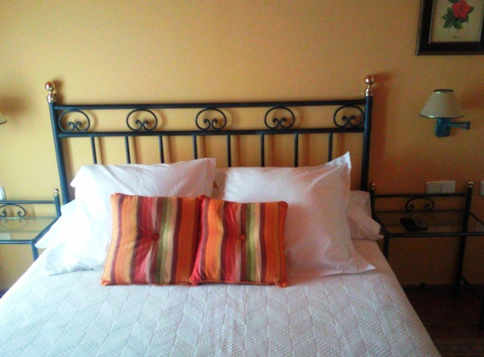 Bedroom 5, Hotel La Casa Rural, Madrid