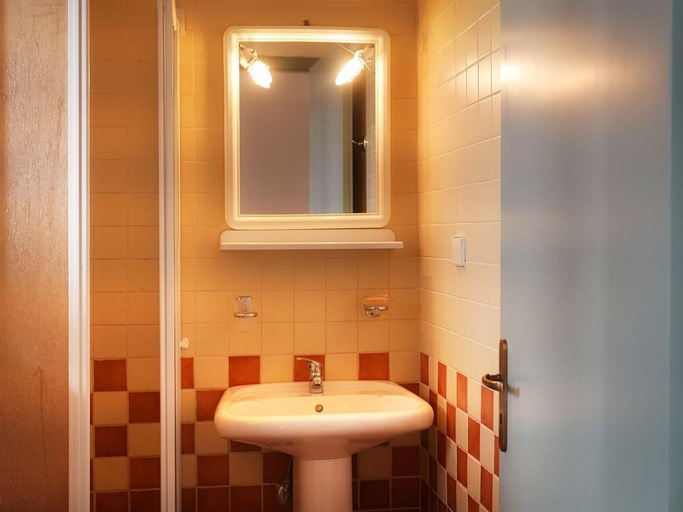 Bathroom 4, Areti, Crete