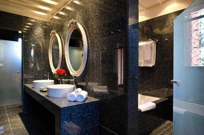 Bathroom 5, Tigmiza Suites & Pavillons, Marrakech