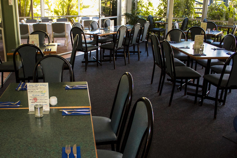 Food & Drinks 4, Kellys Beach Resort, Burnett  - Pt A