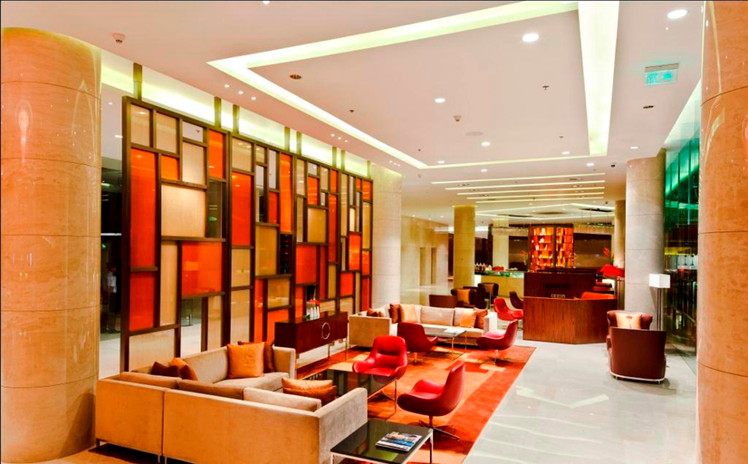 Public Area 5, Courtyard Kochi Airport, Ernakulam