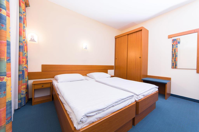 Bedroom 4, Sabotin, Hotel & Restaurant, Gorizia
