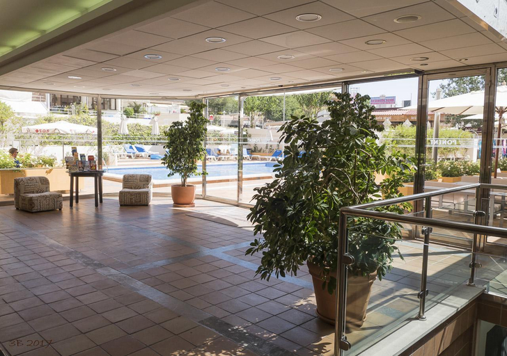 Public Area 2, Apartamentos Ponent, Baleares