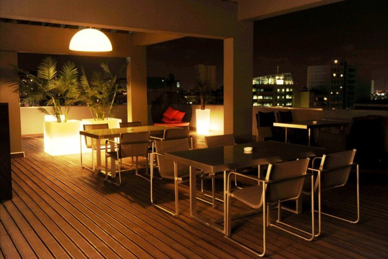 Food & Drinks, Aparthotel Tropicana, Ingombota