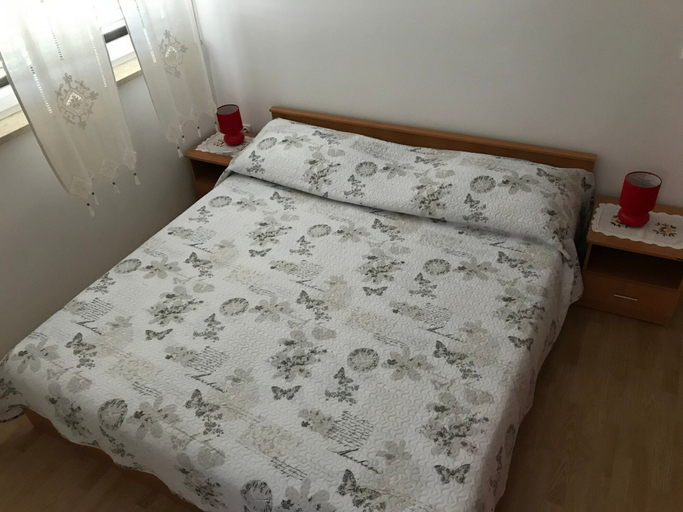 Bedroom 2, Apartments Tarcizio, Cres