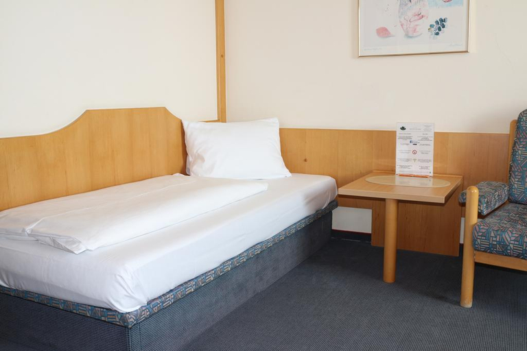 Bedroom 2, Kern Buam, Graz