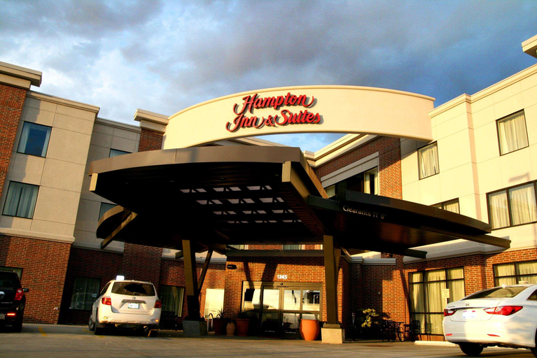 Exterior & Views 2, Hampton Inn & Suites Salt Lake City/University-Foo, Salt Lake