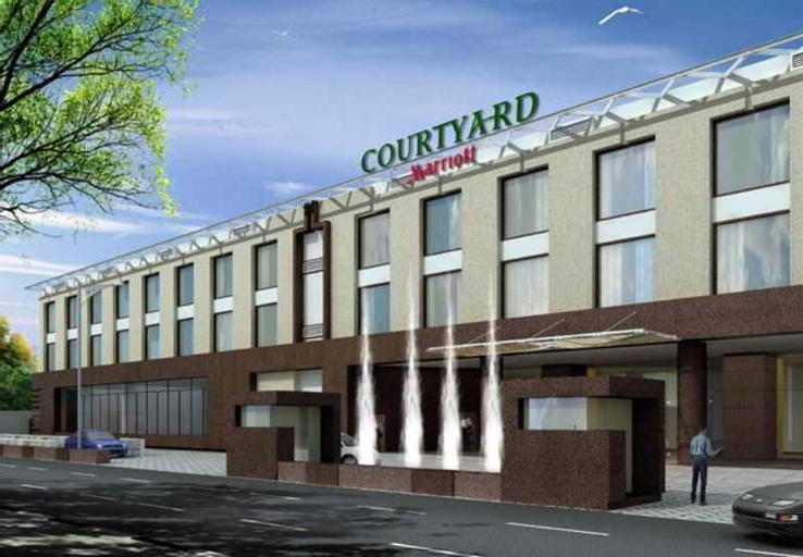 Courtyard Kochi Airport, Ernakulam