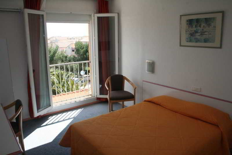 Bedroom 2, Relax'Otel & Spa, Le Barcares - Port Leucate, Pyrénées-Orientales