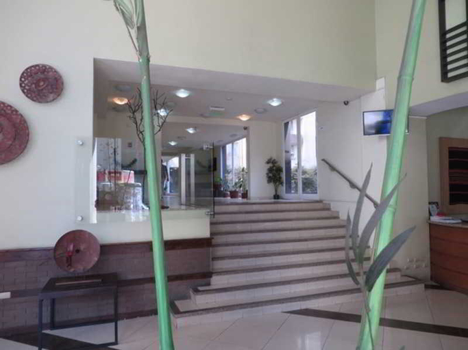Public Area 4, VR Suite, Santiago