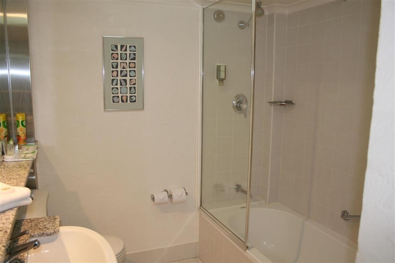 Bathroom 5, Grand Country Lodge Mittagong, Wingecarribee